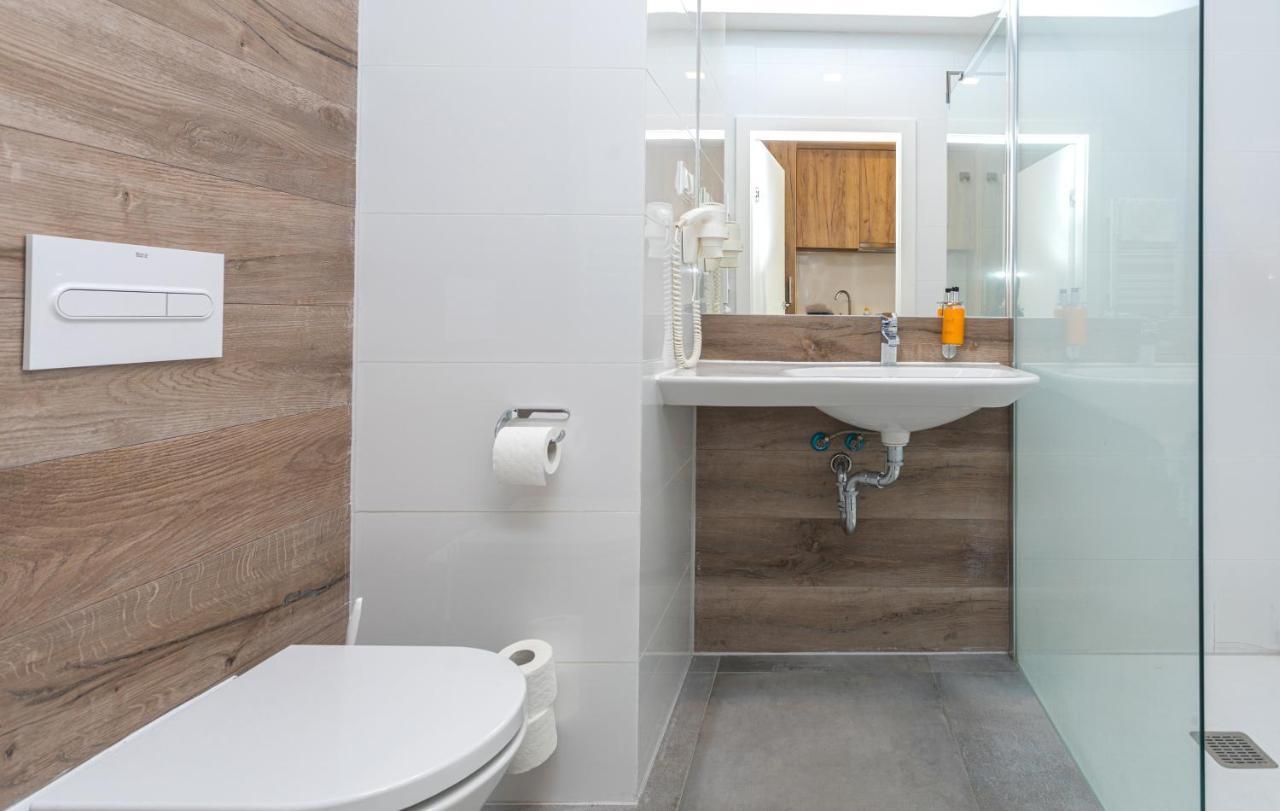 Aparthotel Apartamenty Czarna Gora 230 Sienna  Ngoại thất bức ảnh