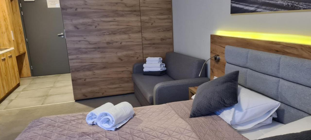 Aparthotel Apartamenty Czarna Gora 230 Sienna  Ngoại thất bức ảnh